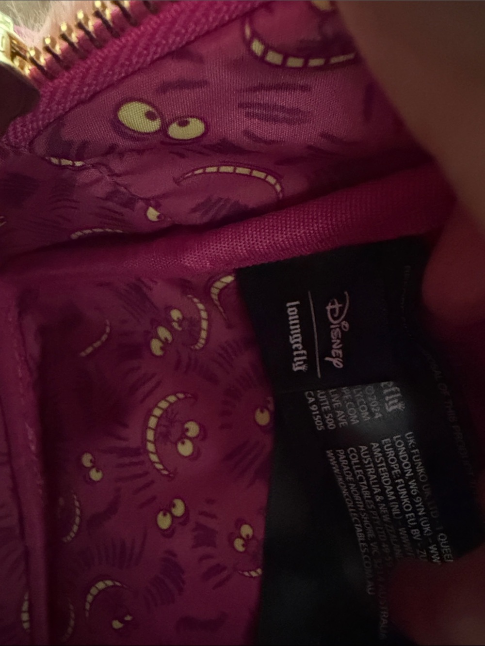 Loungefly Disney Cheshire Cat backpack - Hot Pink & Yellow - Picture 2 of 5